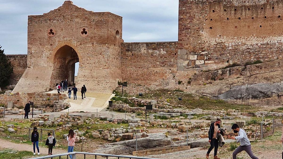 Récord en el Castillo pese a sus carencias | J.A.T.