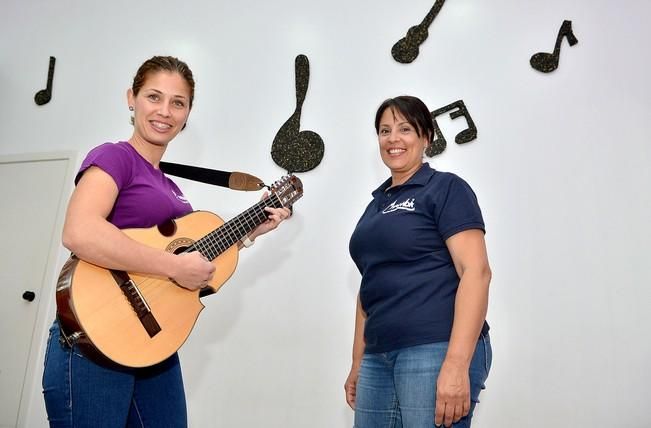 MARIANDÁ GRUPO MÚSICA FEMENINO