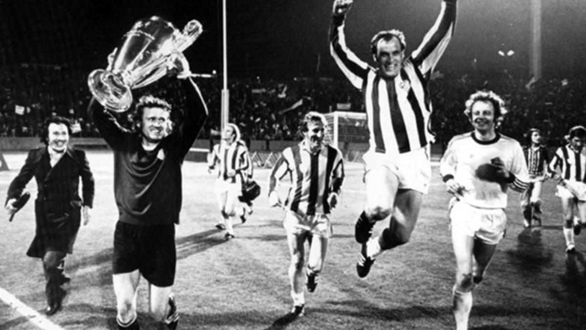 El Bayern alzó el título en 1974 ante el Atlético