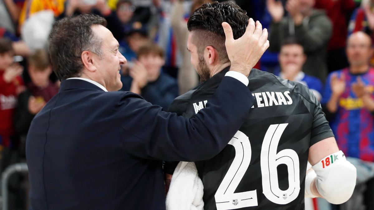 Jesús Velasco, con Miguel Feixas en el Barça