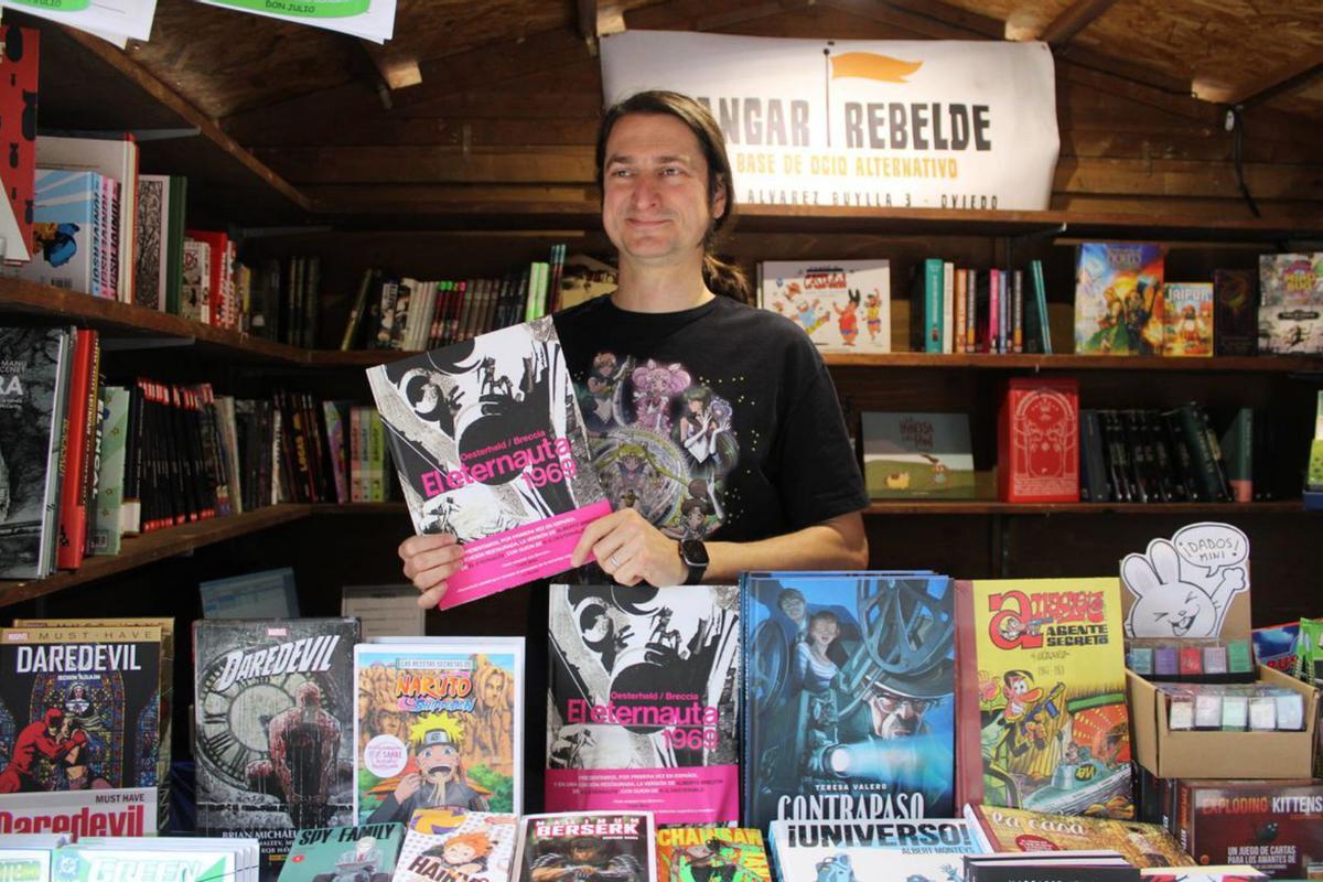 Jorge Etchegoyen, en el puesto de Hangar Rebelde. | JER OSPINA