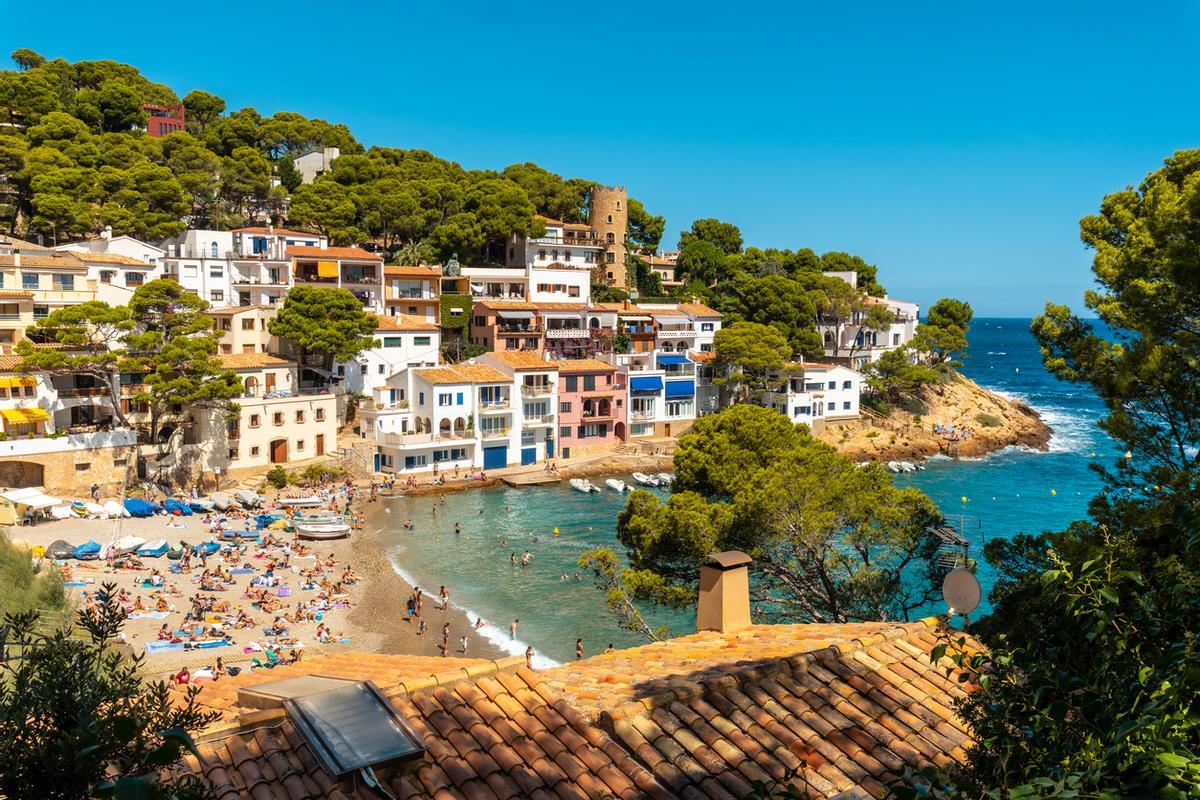 El núcleo de Sa Tuna es uno de los rincones más fotografiados de la Costa Brava