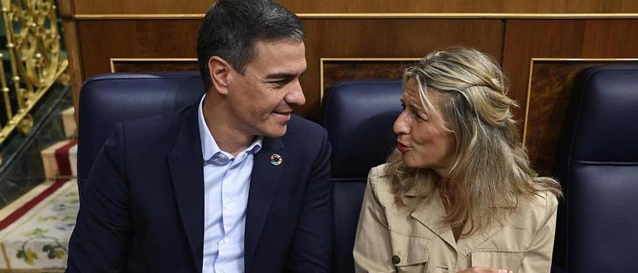 Pedro Sánchez y Yolanda Díaz, en el Congreso de los Diputados.