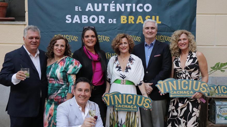 Gran éxito de la Cachaça Vinicius en su presentación oficial para Europa en la embajada de Brasil