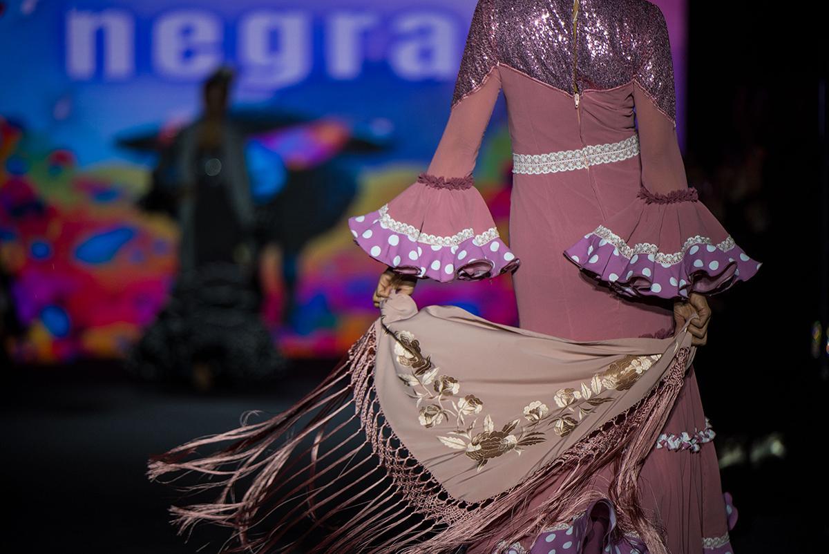 Fotogalería | Desfile de Lola Azahares en We Love Flamenco