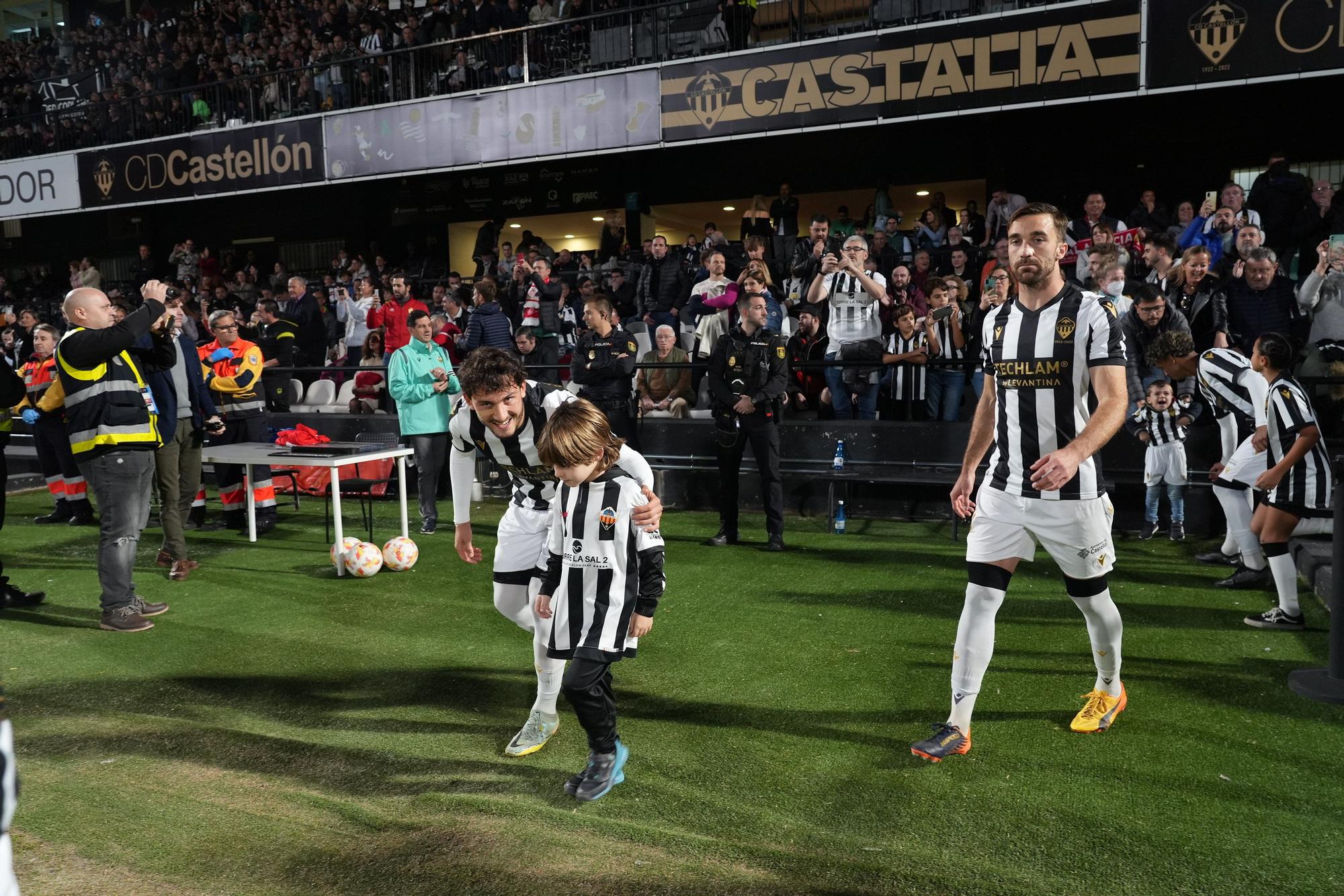 La afición del Castellón antes del partido