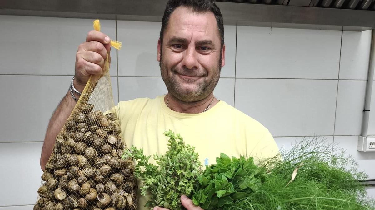 FOTOS | Los pedidos de caracoles se disparan por Sant Marc