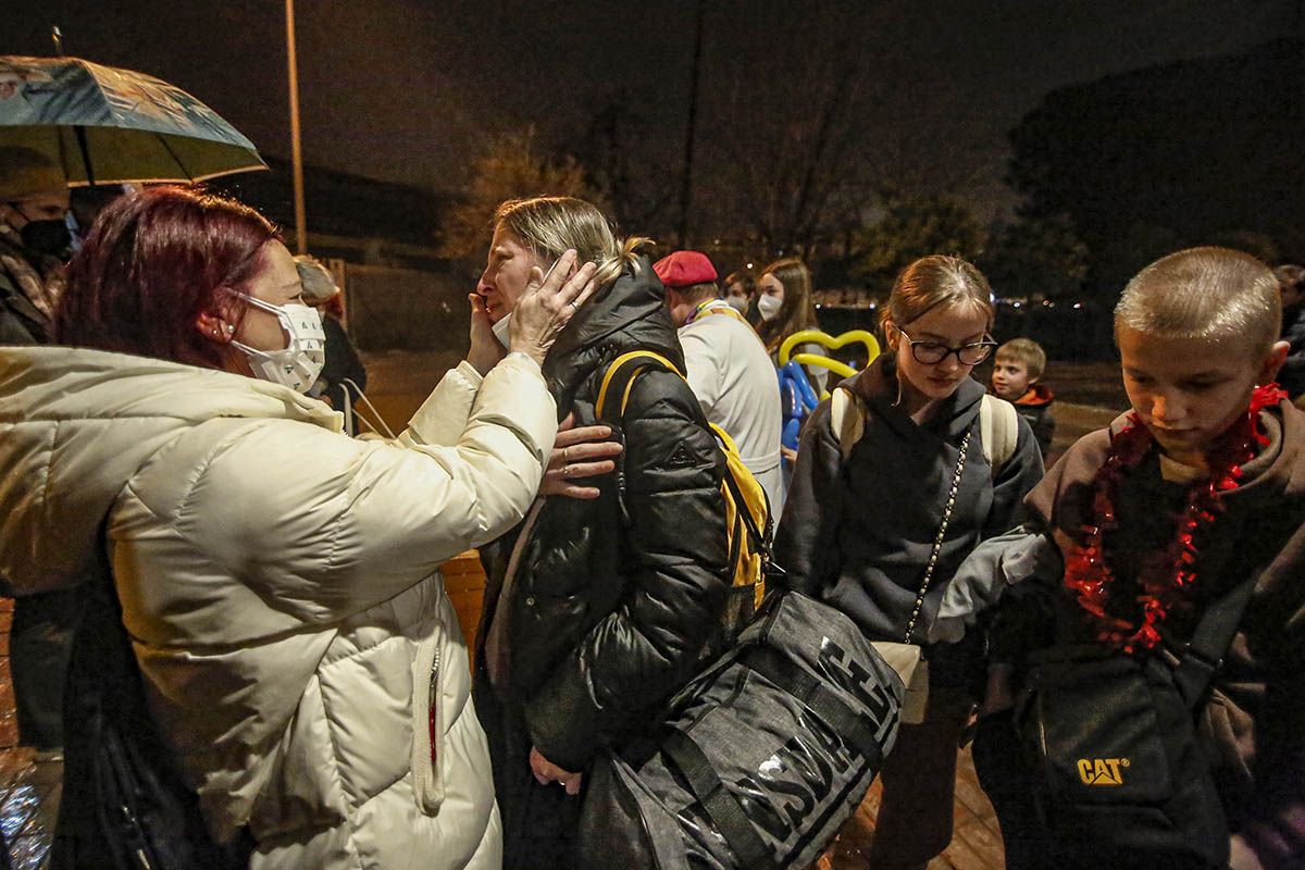 Llega a Córdoba un autobús de refugiados ucranianos