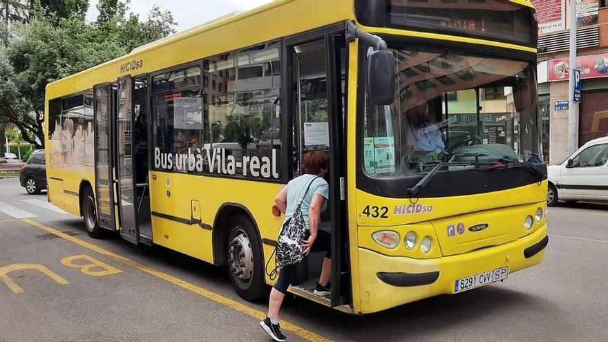 El bus Groguet de Vila-real funciona por el momento de manera provisional, a la espera de adjudicar definitivamente el servicio.