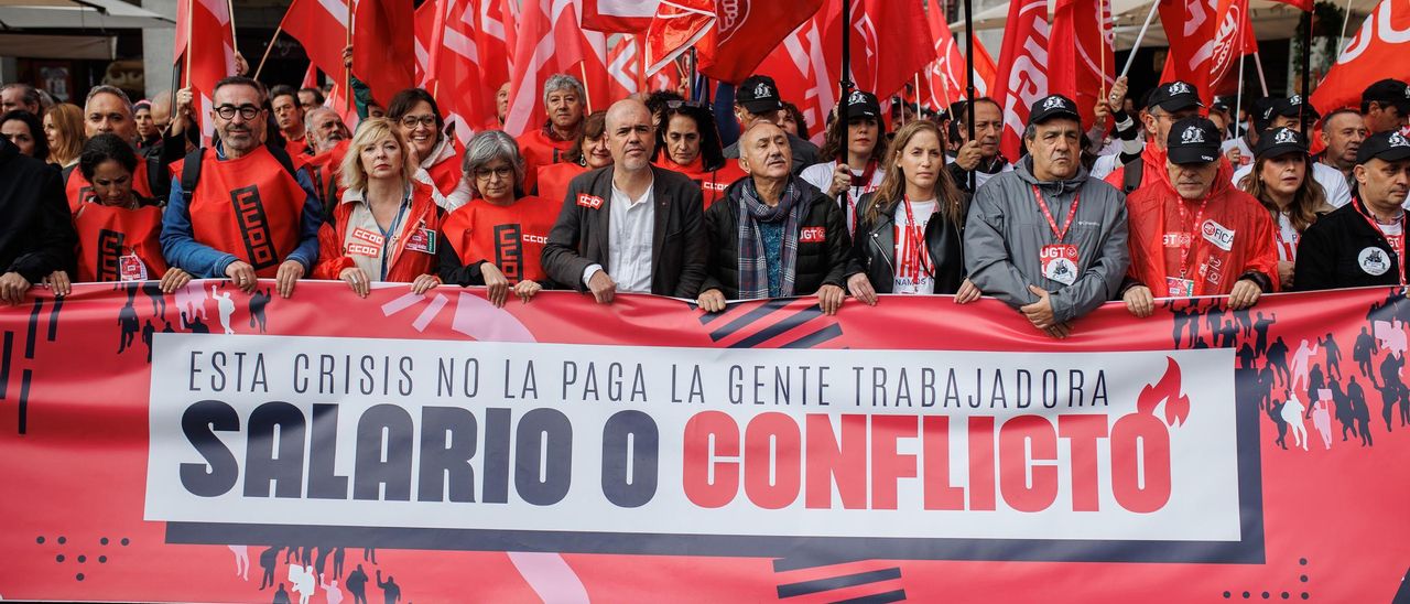 Manifestación para exigir subida de los salarios