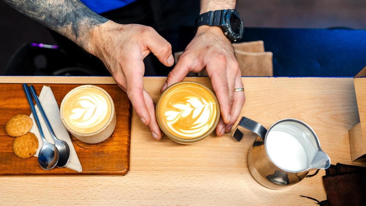 Disfruta del mejor café de especialidad en cada barrio de Barcelona