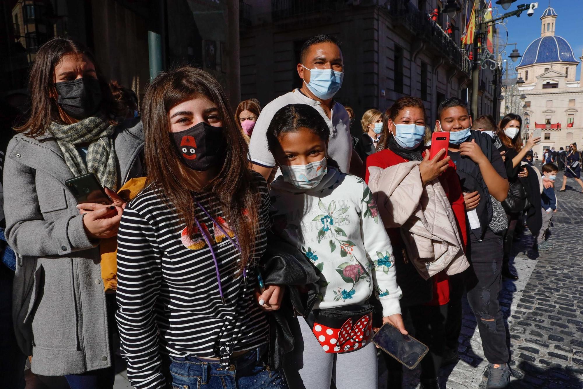 Alcoy da el pistoletazo de salida a su Trilogía del Nadal con el desfile de les Pastoretes