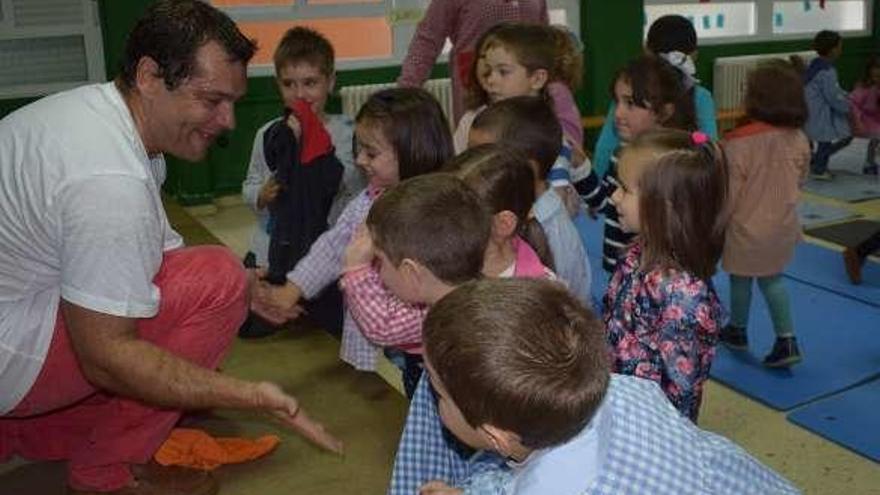 Lourdes, O Foxo y Figueiroa celebran el Día do Libro con múltiples actividades