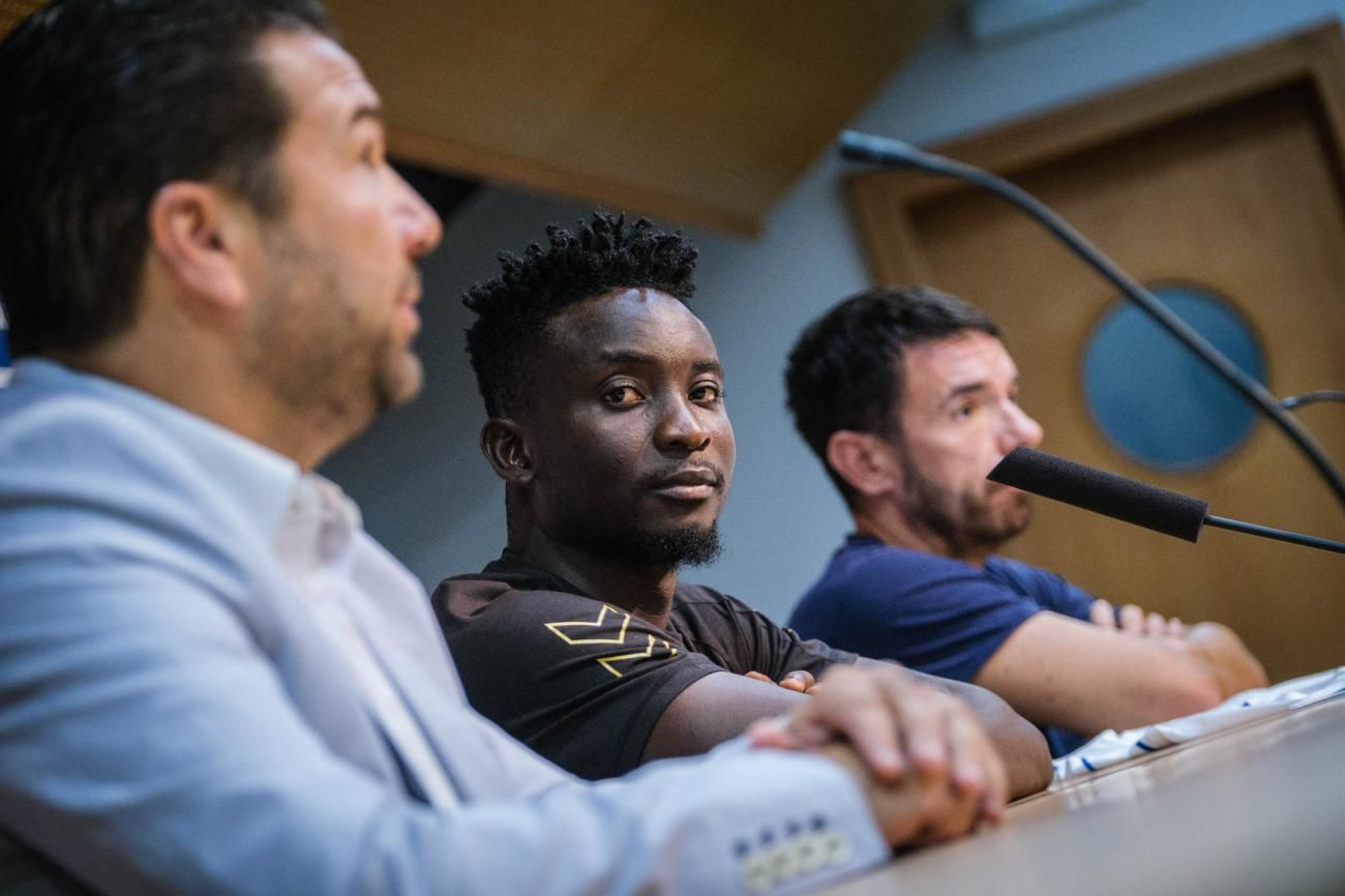 Presentación de Mohammed Dauda (CD Tenerife)