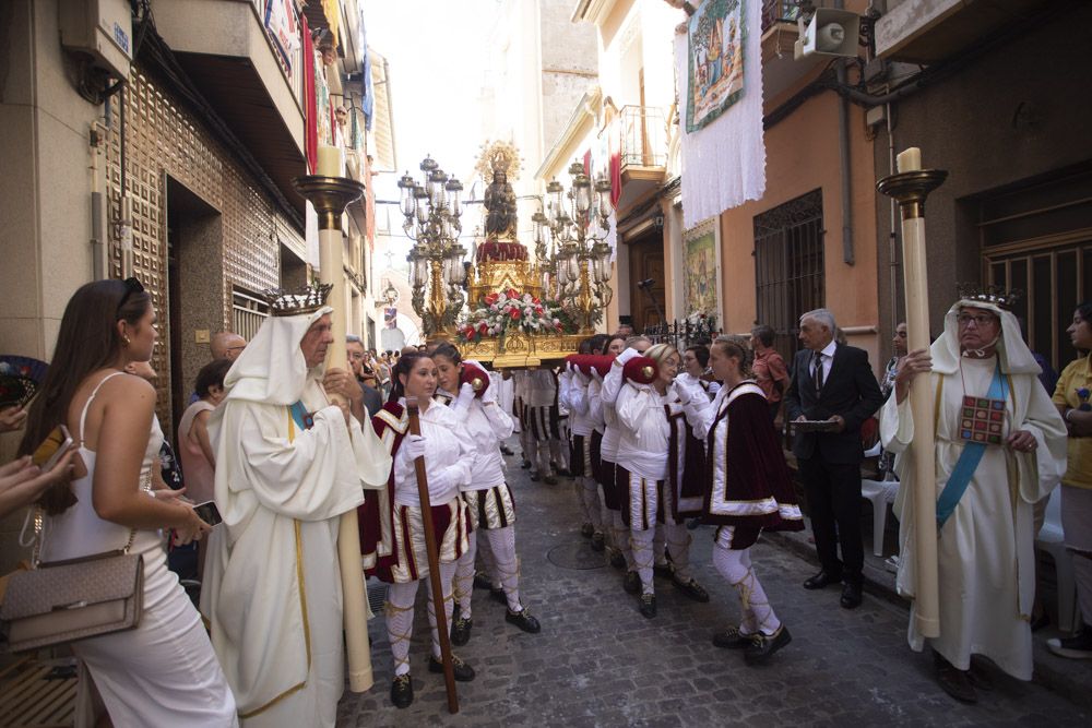 Algemesí celebra su procesión declarada Patrimonio de la Humanidad.