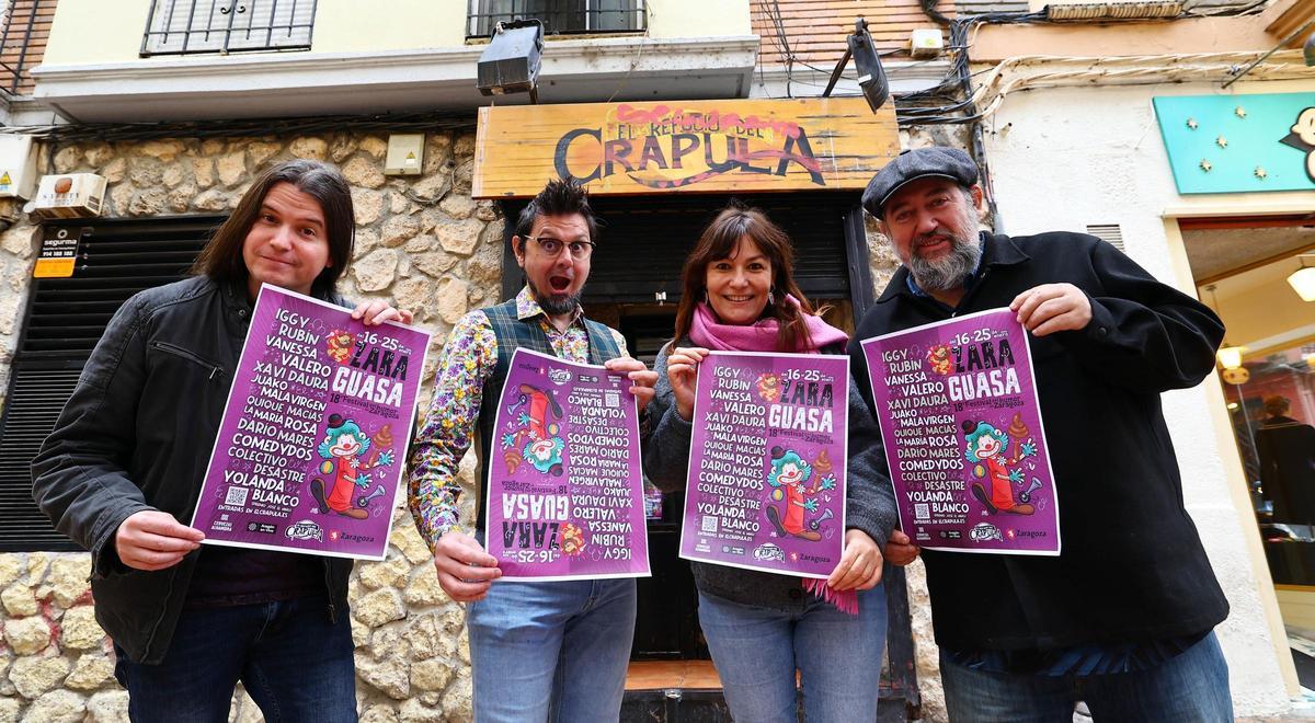 Juako Malavirgen, XCar -diseñador del cartel-, Yolanda Blanco y Mariano Bartolomé presentan la edición de Zaraguasa 2026