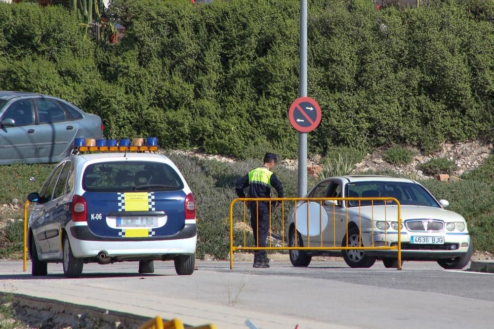 Afluencia masiva de visitantes al cementerio de Orihuela