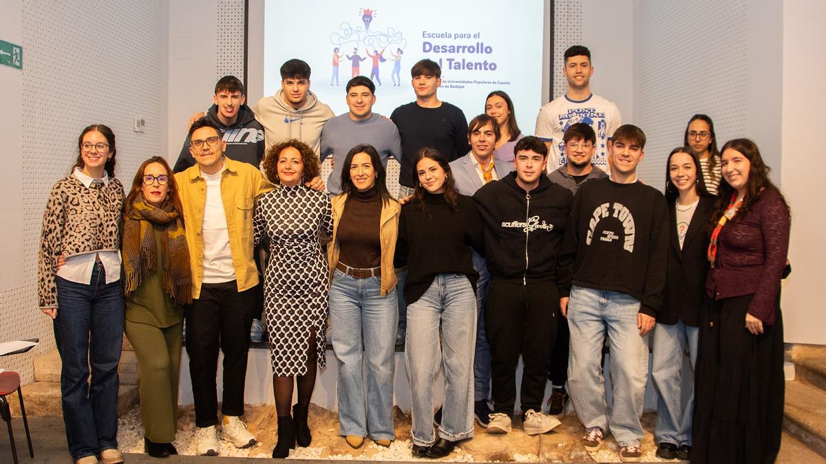 FOTOGALERÍA |  Premio Escuela de Talento de la Diputación de Cáceres 2025