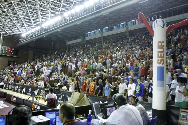 Fotogalería: Ambiente de lujo en el partido España-Macedonia