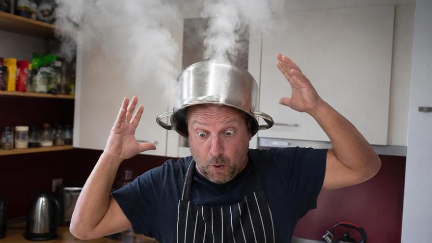 El origen de “se le fue la olla”: cuando perder la cabeza se dijo con lenguaje de cocina