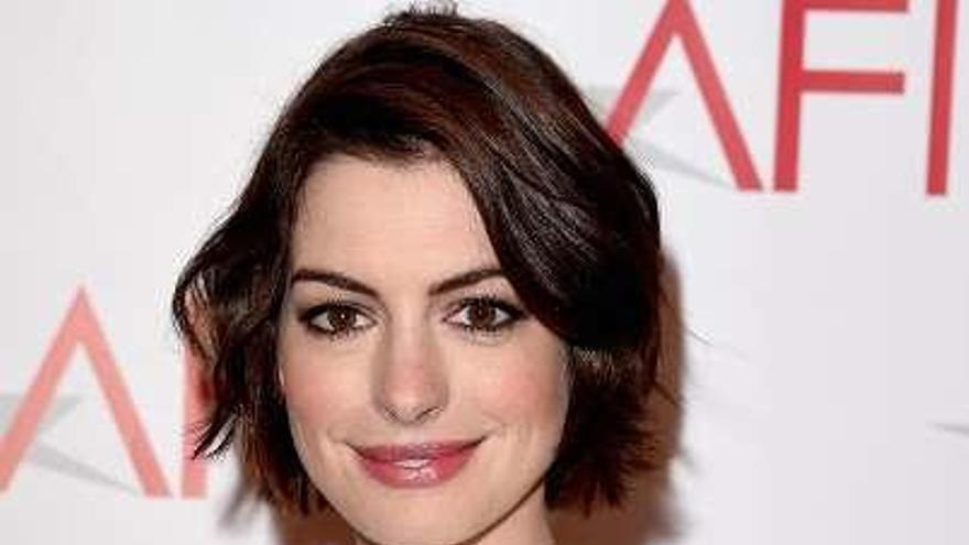 Anne Hathaway.