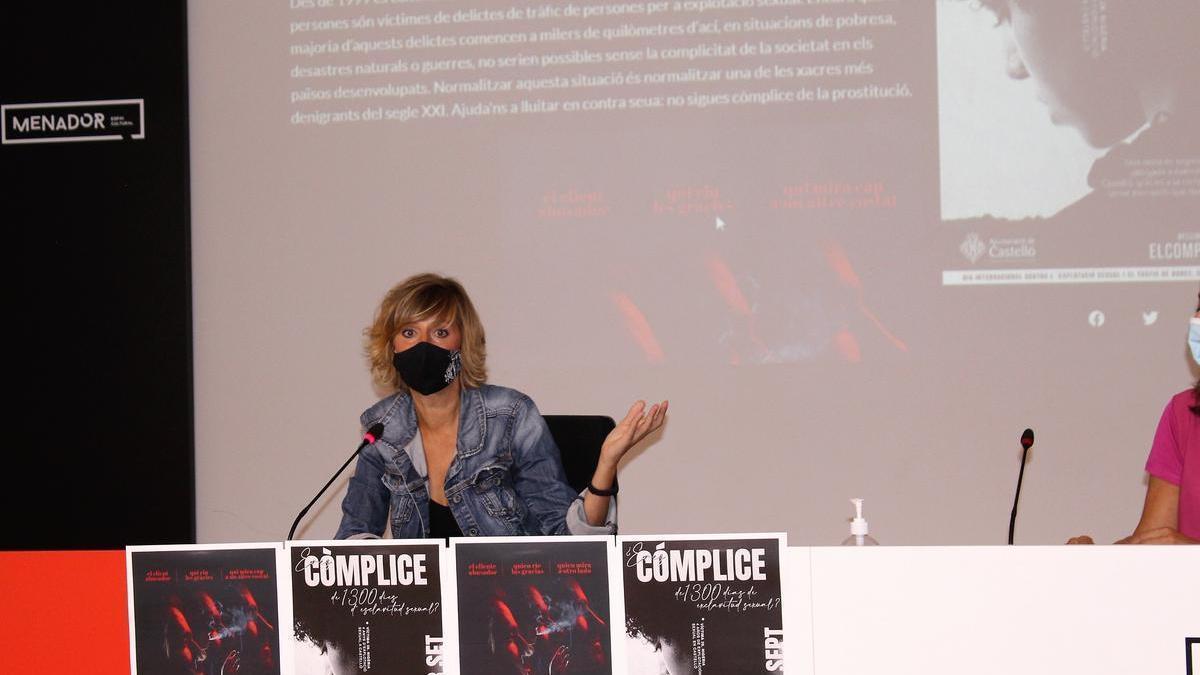 Verònica Ruiz, durante una rueda de prensa.