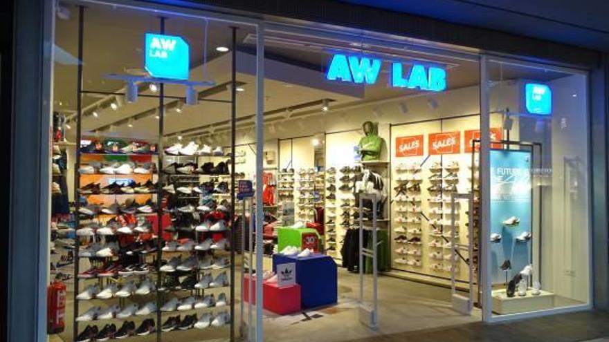 El nuevo establecimiento de AW Lab abierto en La Vital de Gandia.