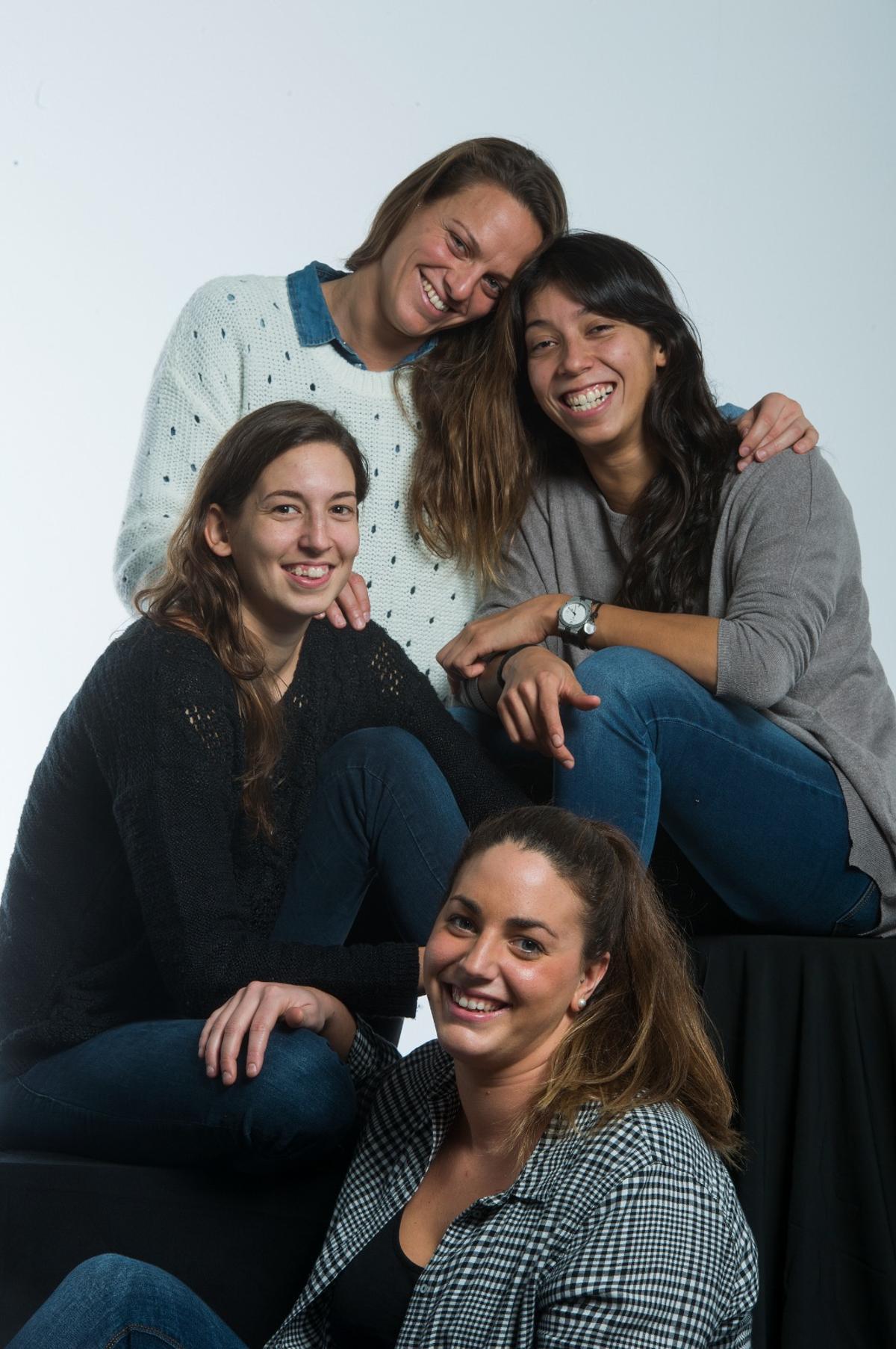 Laura Ester, a la izquierda, junto a Jennifer Pareja, Mati Ortiz y Maica García, en 2014.