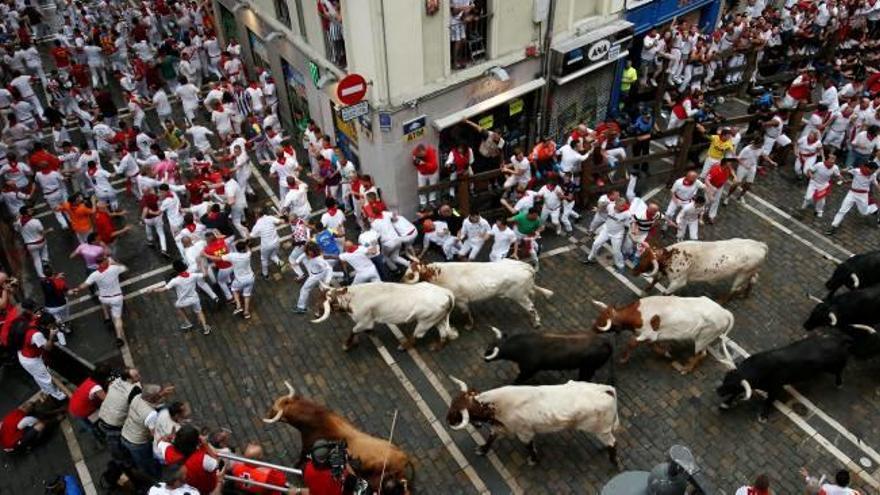 Tres heridos por asta de toro en los Sanfermines