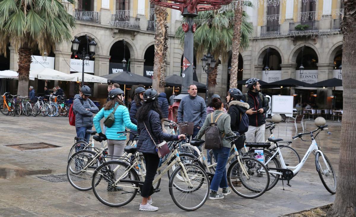 El Govern descarta que el turisme freni i anticipa un 2024 de rècord