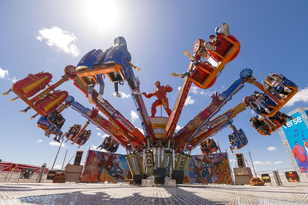 Durante el festival no faltó el toque de adrenalina con las atracciones.