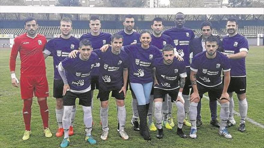 El Plasencia domina en su campo, donde sigue sumando