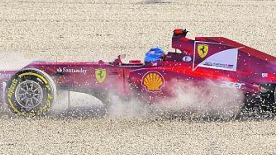 Secuencia de la salida de pista de Fernando Alonso en la segunda ronda clasificatoria del GP de Australia.