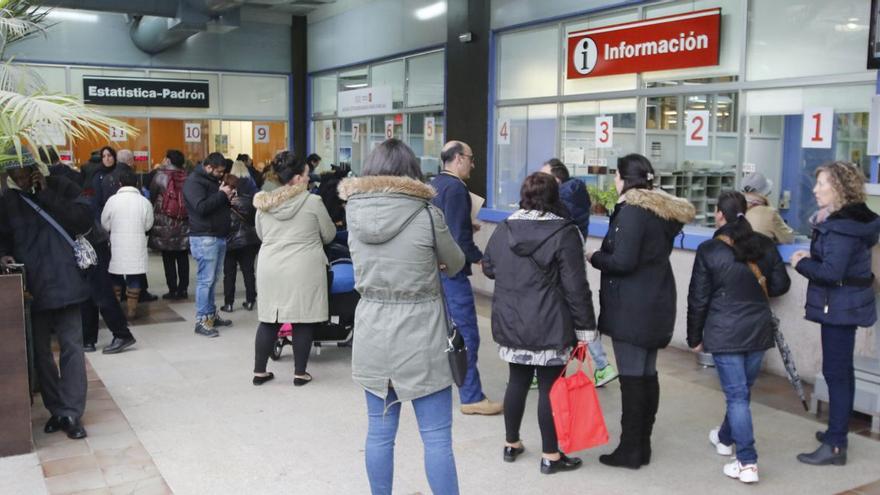 ¿Atasco burocrático? Un mes para el padrón, horas para pagar multas