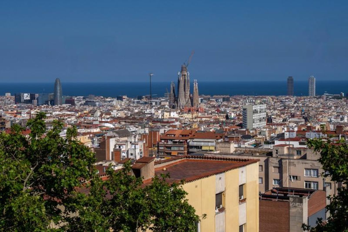 Vistas desde la terraza de la vivienda principal.