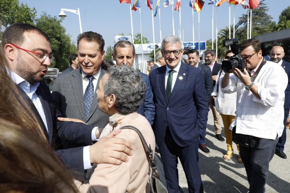 Visita institucional de Adrián Barbón en la FIDMA