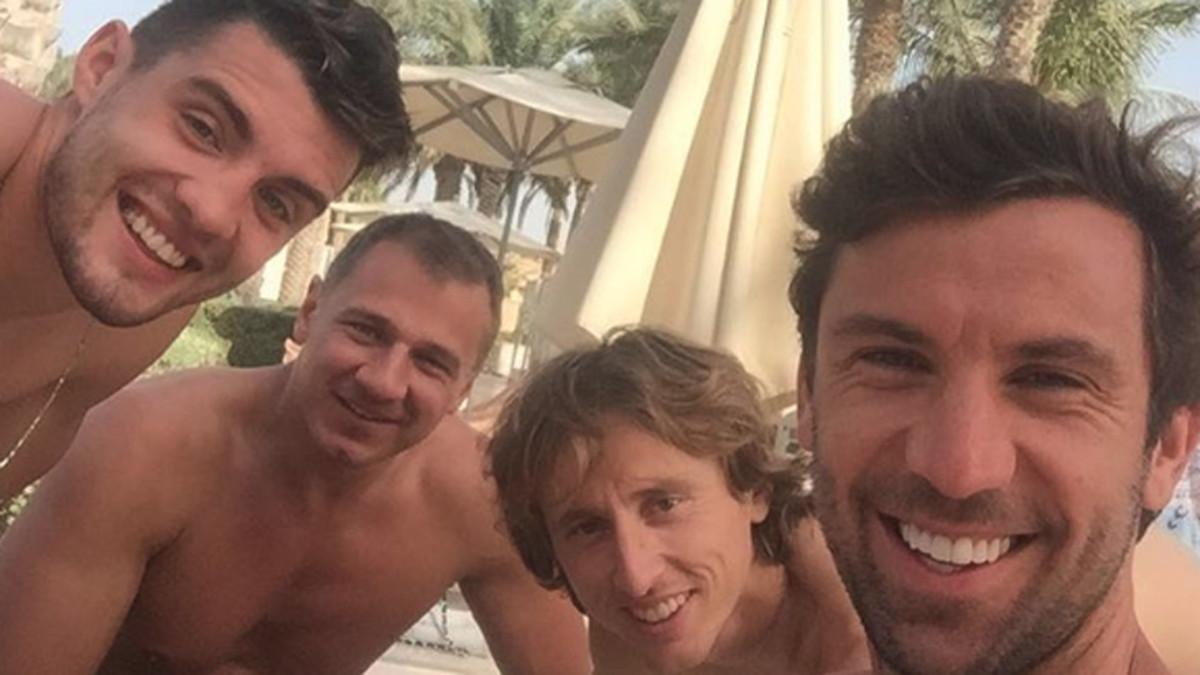 Srna, de vacaciones junto a Kovacic y Modric