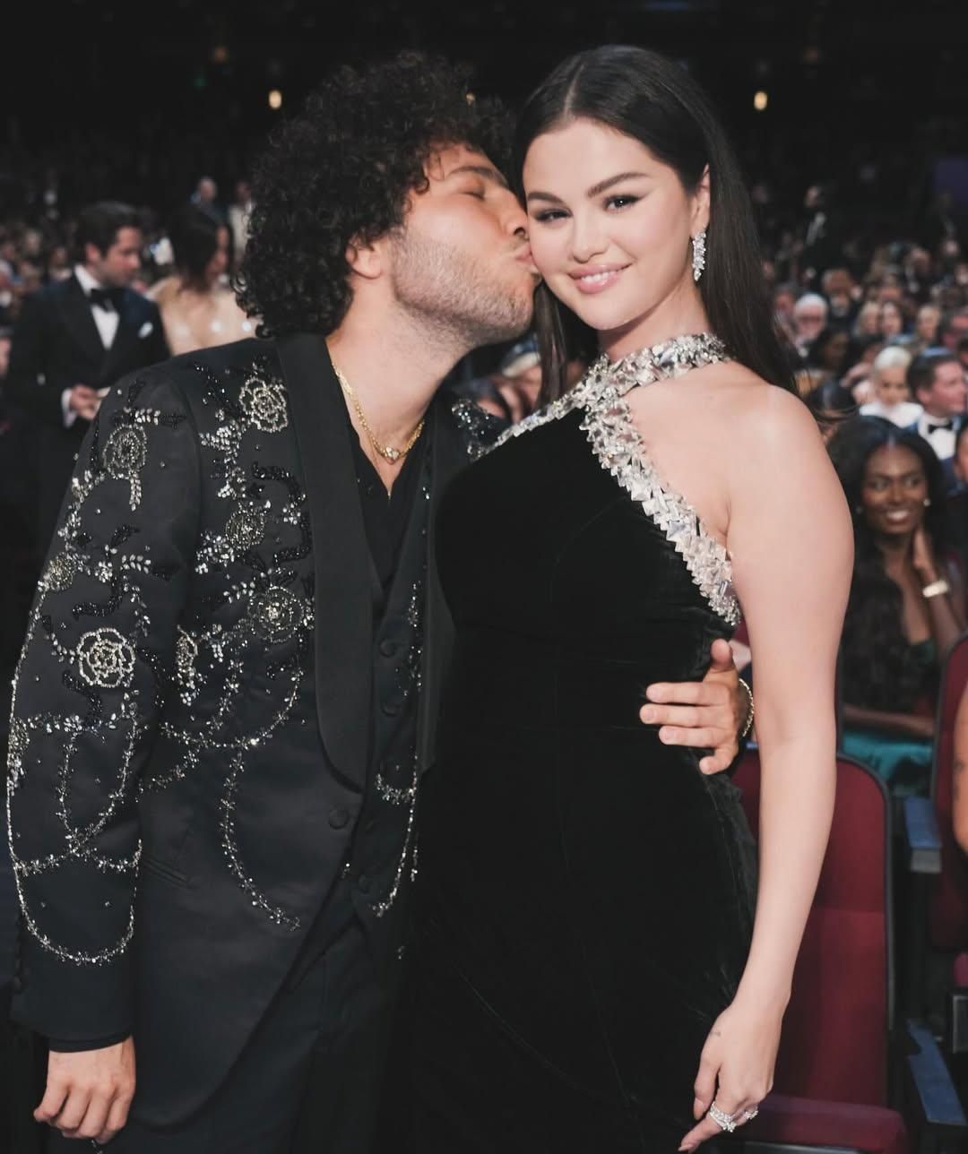Selena Gomez y Benny Blanco en los Emmy