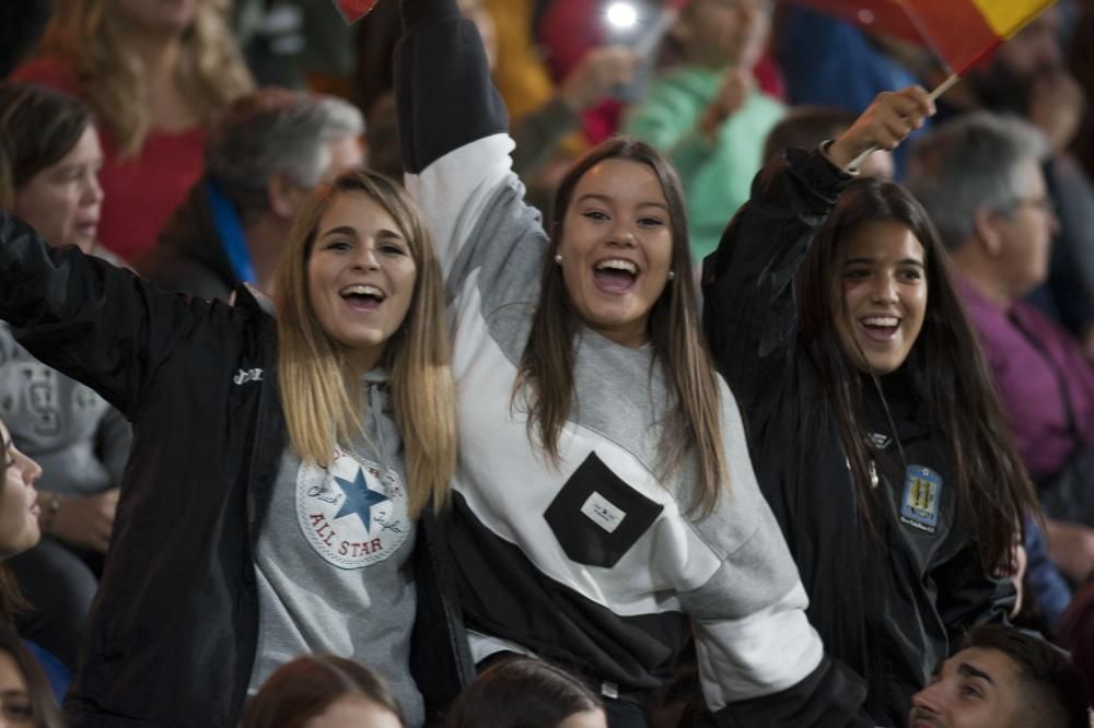 La selección española femenina, en Riazor