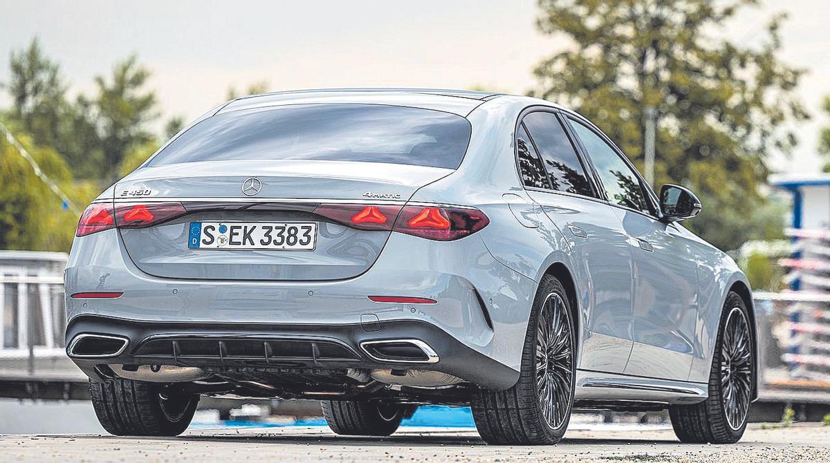 Parte trasera: Mercedes Benz Clase E