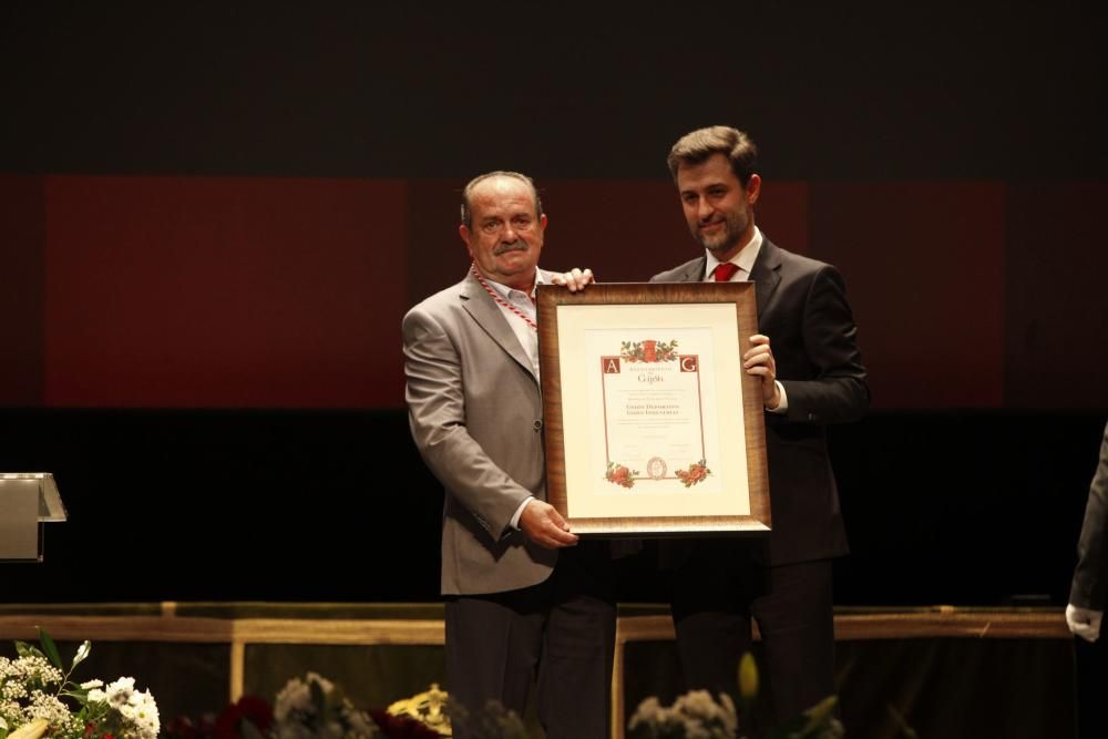 Entrega de medallas y distinciones de Gijón