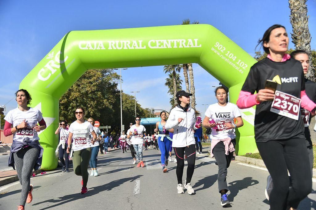 Carrera de la Mujer: recorrido por avenida de los Pinos, Juan Carlos I y Cárcel Vieja (2)