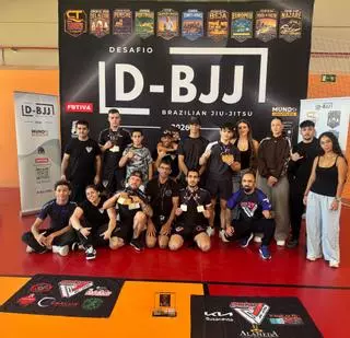 El Ambar Team logra diez medallas y un segundo puesto por equipos en León
