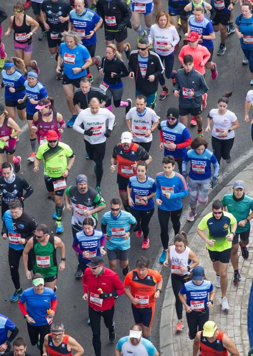 Las mejores imágenes de la 30 edición de la Media Maratón de Santa Pola