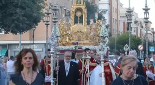 Las procesiones de la octava del Corpus recorren este domingo los barrios