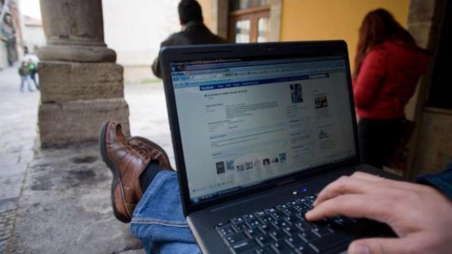 Galicia se rinde al amor &#039;online&#039;