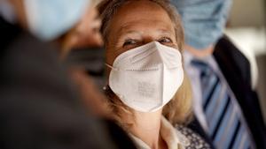 Calviño confia a complir el dèficit i deute tot i que Brussel·les rebaixi el creixement d’Espanya