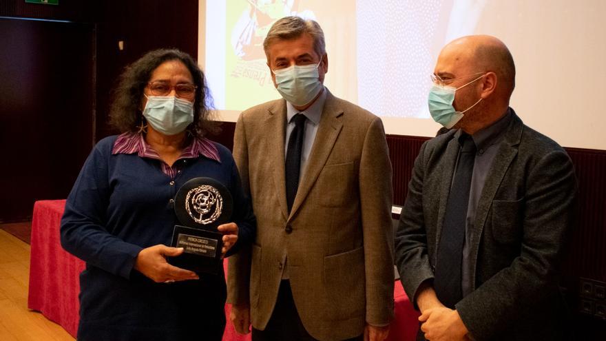 La nicaragüense Patricia Orozco recibe el premio de periodismo Julio Anguita Parrado