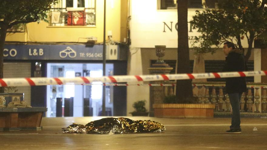 Un sagristà mort i un capellà ferit en un atac a tres esglésies a Algesires