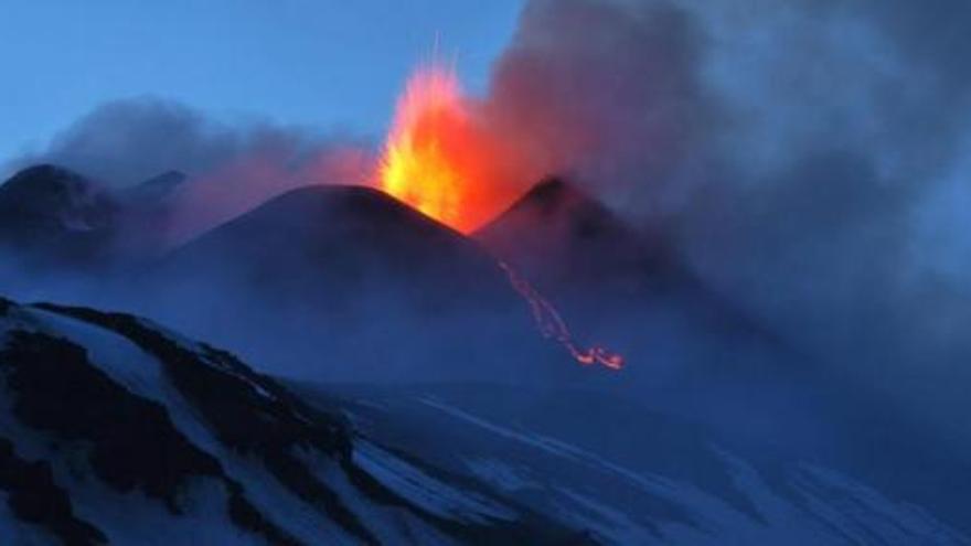 L&#039;Etna segueix en erupció
